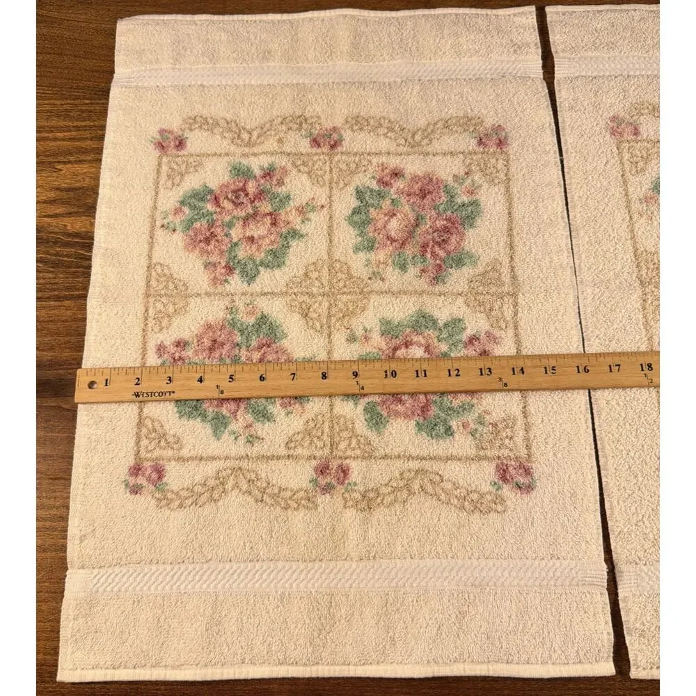 Vintage The Home Collection Set of 2 Roses Floral Bath Hand Towels Made USA